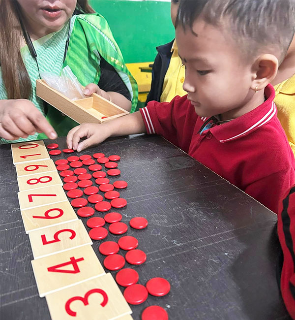 Montessori-based Pre-Primary education with guidance from international educators